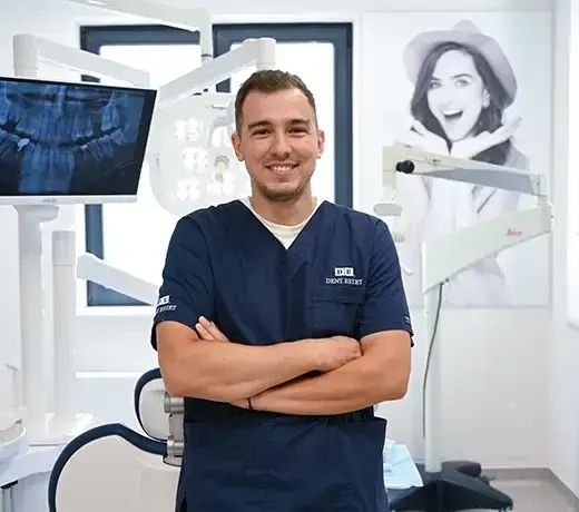 Dr. Ștefan Zgîmbău Medic Stomatolog